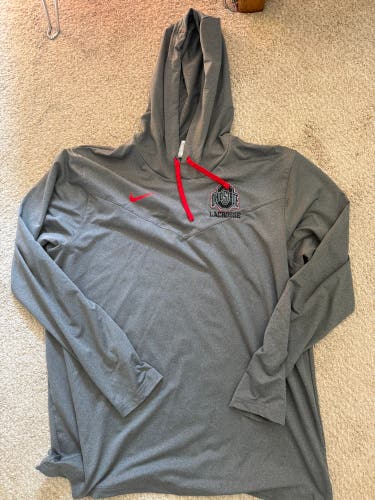 Gray Men's XL Nike Sweatshirt (Used)