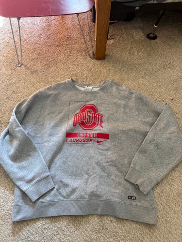 Gray Men's XL Nike Sweatshirt (Used)