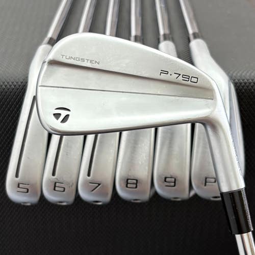 TAYLORMADE P790 2023 IRON SET 4-P