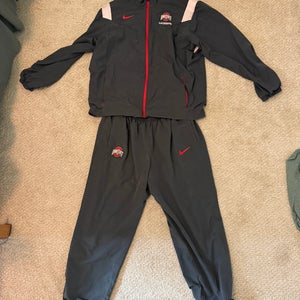 Black Men's XL Nike Sweatshirt (Used)