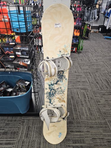 Used Ltd Secret 149 Cm Women's Snowboard Combo 11769-s000022771