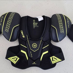 Warrior Alpha Junior DX5 Shoulder Pads (Used)