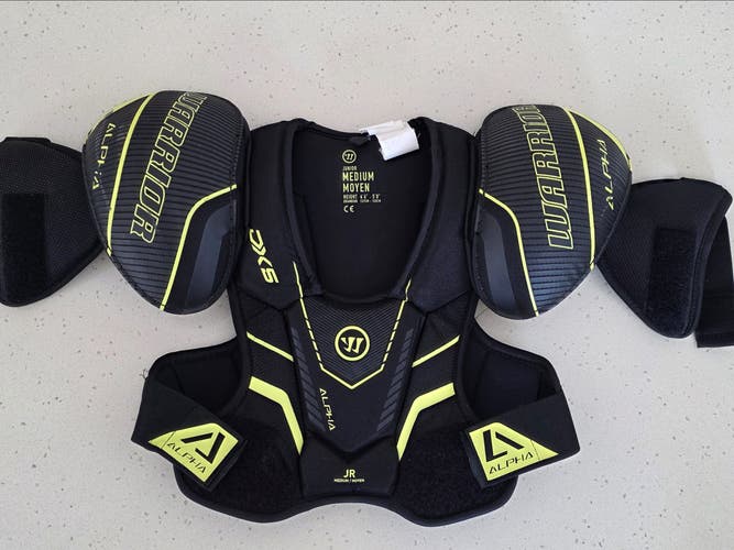 Warrior Alpha Junior DX5 Shoulder Pads (Used)