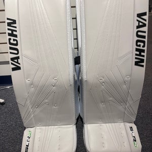 32" Vaughn SLR4 Pro Carbon Goalie Leg Pads (New)