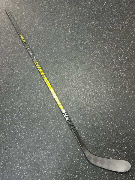 Senior Sher-Wood Morph 2 Left Hand P28 68 Flex (New) Stick Item#CC2