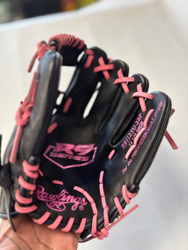 Rawlings R9 RH Baseball Glove 11.25" (Used)