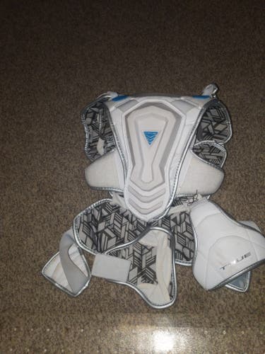 Small True Zerolyte Shoulder Pads (Used)