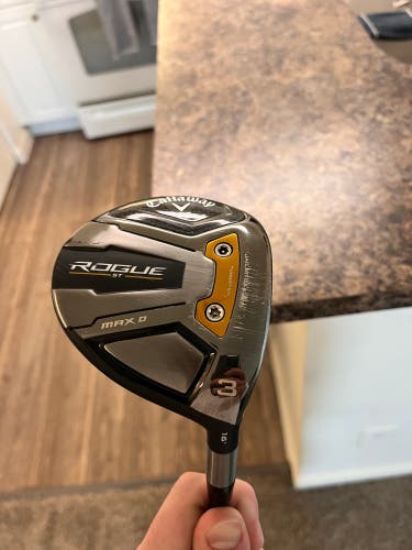 Men's 2022 Callaway Rogue ST Max Draw Right Handed Fairway Wood Stiff Flex 3 Wood (Used)