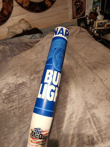 Anarchy Bud light Bat 26 oz 34" (Used)