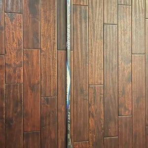 Intermediate Bauer Vapor Flylite Left Hand Hockey Stick P28 65 Flex (New)