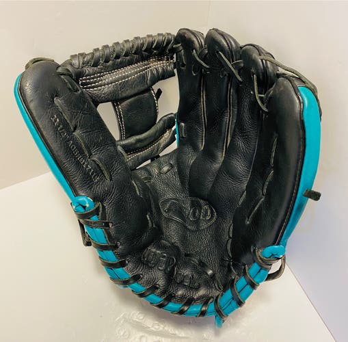 Wilson A500 RH Baseball Glove 9.5" (Used)
