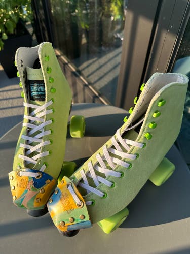 Sure-Grip Boardwalk Outdoor Skates, 6M/7W, Roller Derby, Unisex
