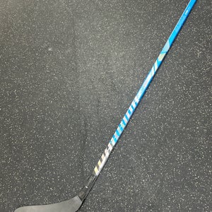 University of Maine Warrior Alpha LX2 Pro Right Handed P28 55 Flex Pro Stock (New) Stick Item#CCML2
