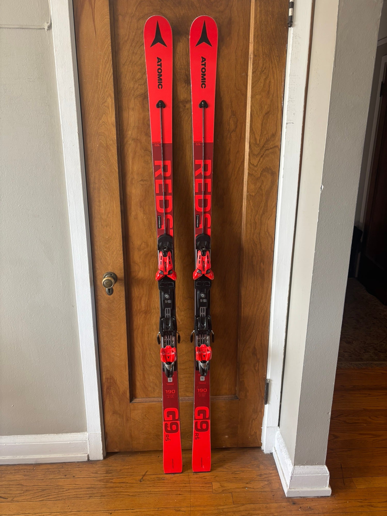 S Atomic Redster Revoshock 0 ATOMIC REDSTER + GW REVOSHOCK Q9 X12 