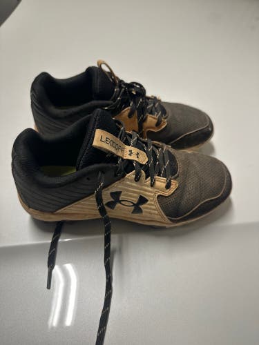 Kid's 4Y (Big Kids / Youth) Youth Under Armour Leadoff low rm (Used)