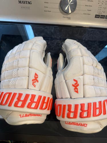 Warrior AX1 Leon Draisatl Pro Gloves 15" (Used)