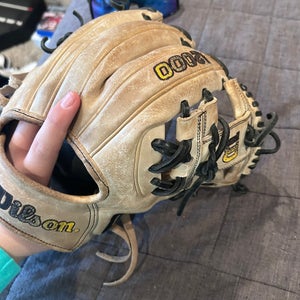 Wilson A2000 RH Infield Baseball Glove 11.5" (Used)