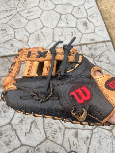 2022 Wilson A2000 LH First Base Baseball Glove 12.5" (Used)