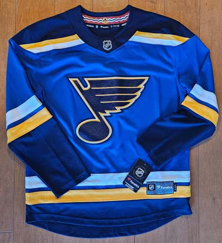 St. Louis Blues NHL Jersey – Fanatics – Senior S/M – New Tags Official License NHL Jersey (New)