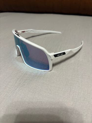 Men's One Size Fits All Oakley Sutro Sunglasses (Used)