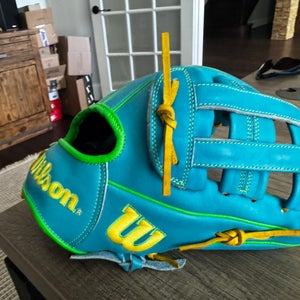 Wilson A2000 RH Baseball Glove 11.5" (New)