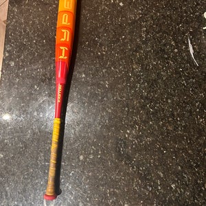 2025 Easton Hype Fire Composite USSSA Certified Bat (-5) 27 oz 32" (Used)