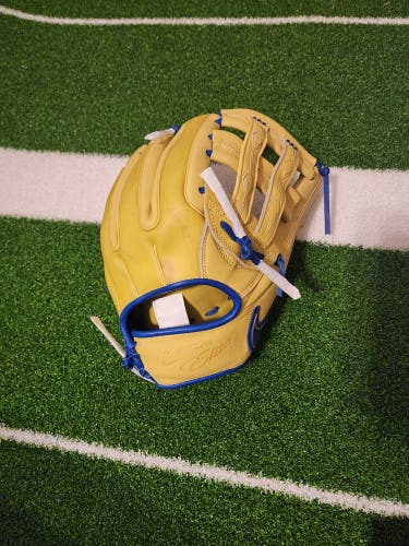 2025 Nike RH Outfield Vapor Elite Baseball Glove 12.75" (New)