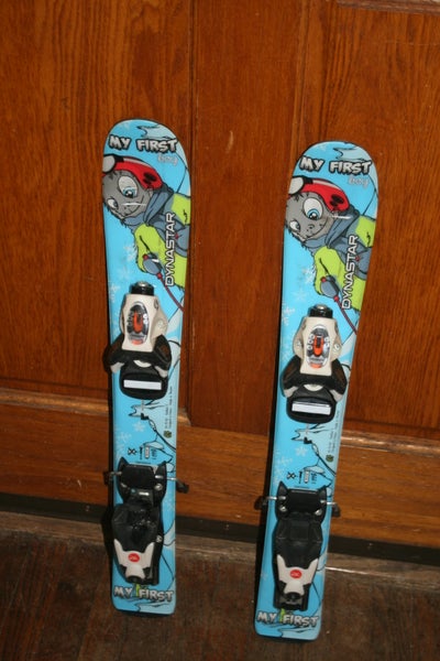 All Mountain 67 cm Dynastar Youth Skis With LOOK Adustable Bindings