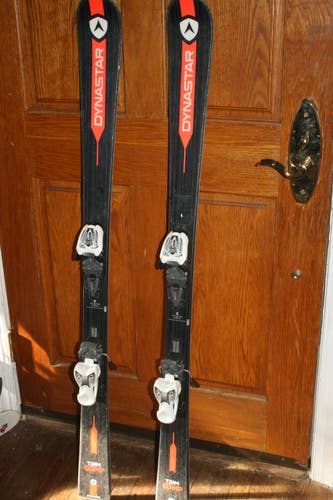 All Mountain 130 cm Dynastar Youth Skis With Marker Adustable Bindings