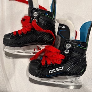 Bauer XLP Hockey Skates 8 (New)