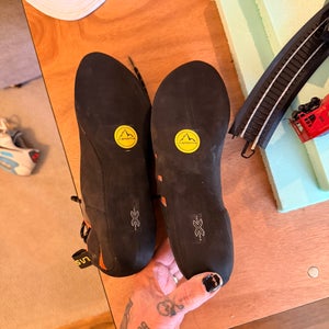 Unisex Size M 10.5 (W 11.5) Adult La Sportiva Kaptiva Shoes (New)