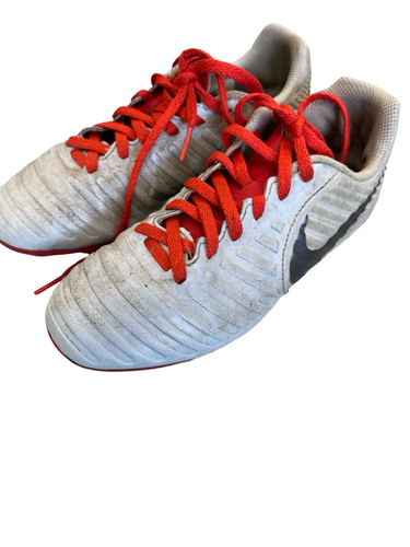 Used Nike Soccer Cleats Grey Junior 02 11682-S000126420