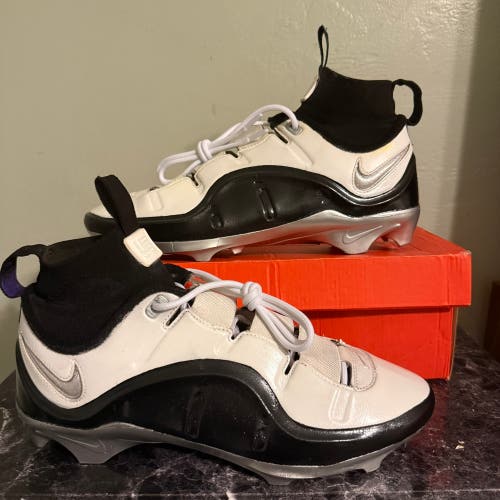 Men's Size M 11.0 Nike LeBron 4 Alpha Menace 3 Elite Custom Black/White