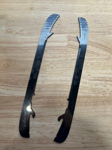 288mm NHL Pro Stock #46 Ilya Lyubushkin Dallas Stars Game Used Bauer Fly-Ti Skate Blades / Runners