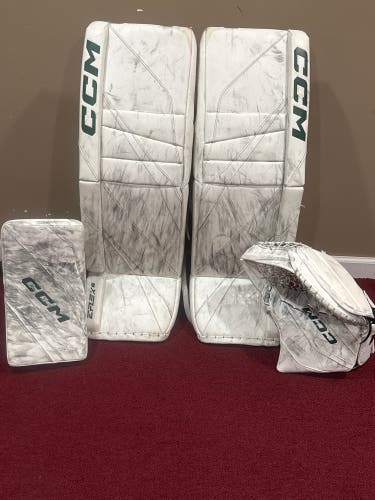 35+1 CCM EFlex 6 Regular Goalie Full Set Pro Stock Item#NDE6