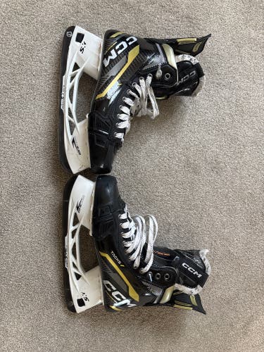 Black 2022 CCM AS-V Pro Hockey Skates Regular Width 9.5 (Used)
