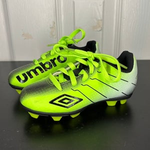 Umbro Arturo Green Soccer Cleats 8Y