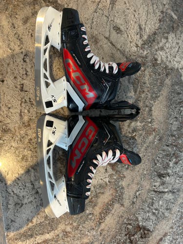 CCM JetSpeed FT6 Pro Hockey Skates Regular Width 8.5 (Used)