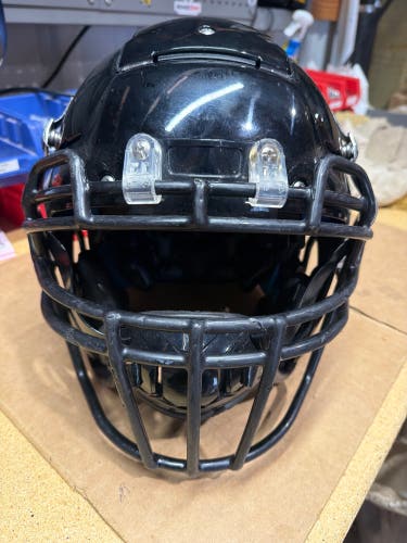 USED SCHUTT F7 VTD - LARGE - BLACK