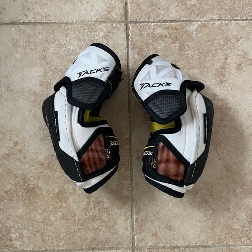 Senior Small CCM Super Tacks Elbow Pads (Used)