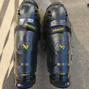 Junior Bauer Supreme Mach 12" Shin Pads (Used)