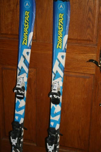 All Mountain 130 cm Dynastar Youth Skis With LOOK Adustable Bindings
