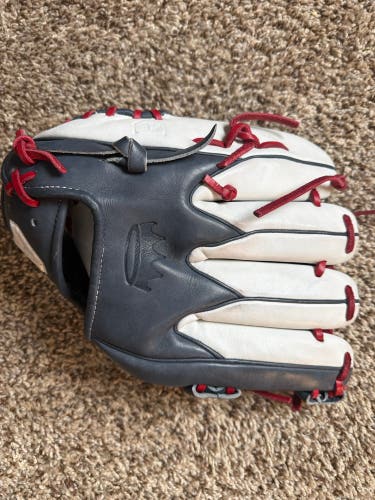 44 Pro Custom RH Outfield Baseball Glove 12" (Used)