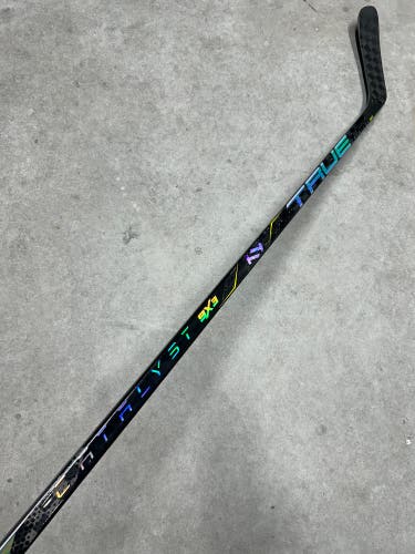 85 Flex P14 Senior True Catalyst 9x3 Left Hand Hockey Stick Pro Stock (New)