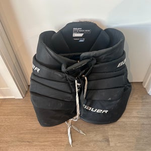 Senior Medium 2023 Bauer S23 Pro Hockey Goalie Pants Pro Stock (Used)