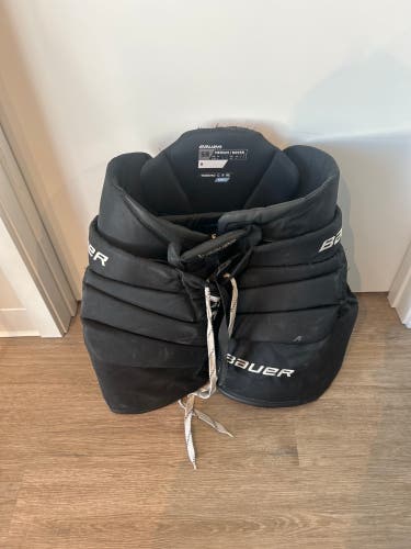 Senior Medium 2023 Bauer S23 Pro Hockey Goalie Pants Pro Stock (Used)