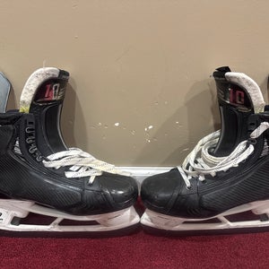 Bauer Vapor Hyperlite 2 Hockey Skates Regular Width Pro Stock 11 Item#WM11