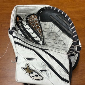 Junior Brian's G-Netik X5 Goalie Glove