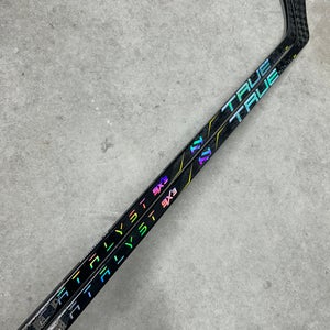 2 PACK 85 Flex P92 Senior True Catalyst 9x3 Left Hand Hockey Stick Pro Stock (New)