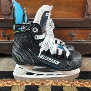 Black 2025 Bauer XLP Hockey Skates Regular Width 11 (Used)